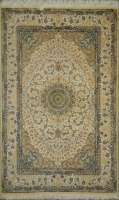 Ковёр 1,35х2,12 Ghom Medallion (ORIGINAL) AHMADI 237841 1 млн. уз. шёлк осн. шёлк cream/cream Иран